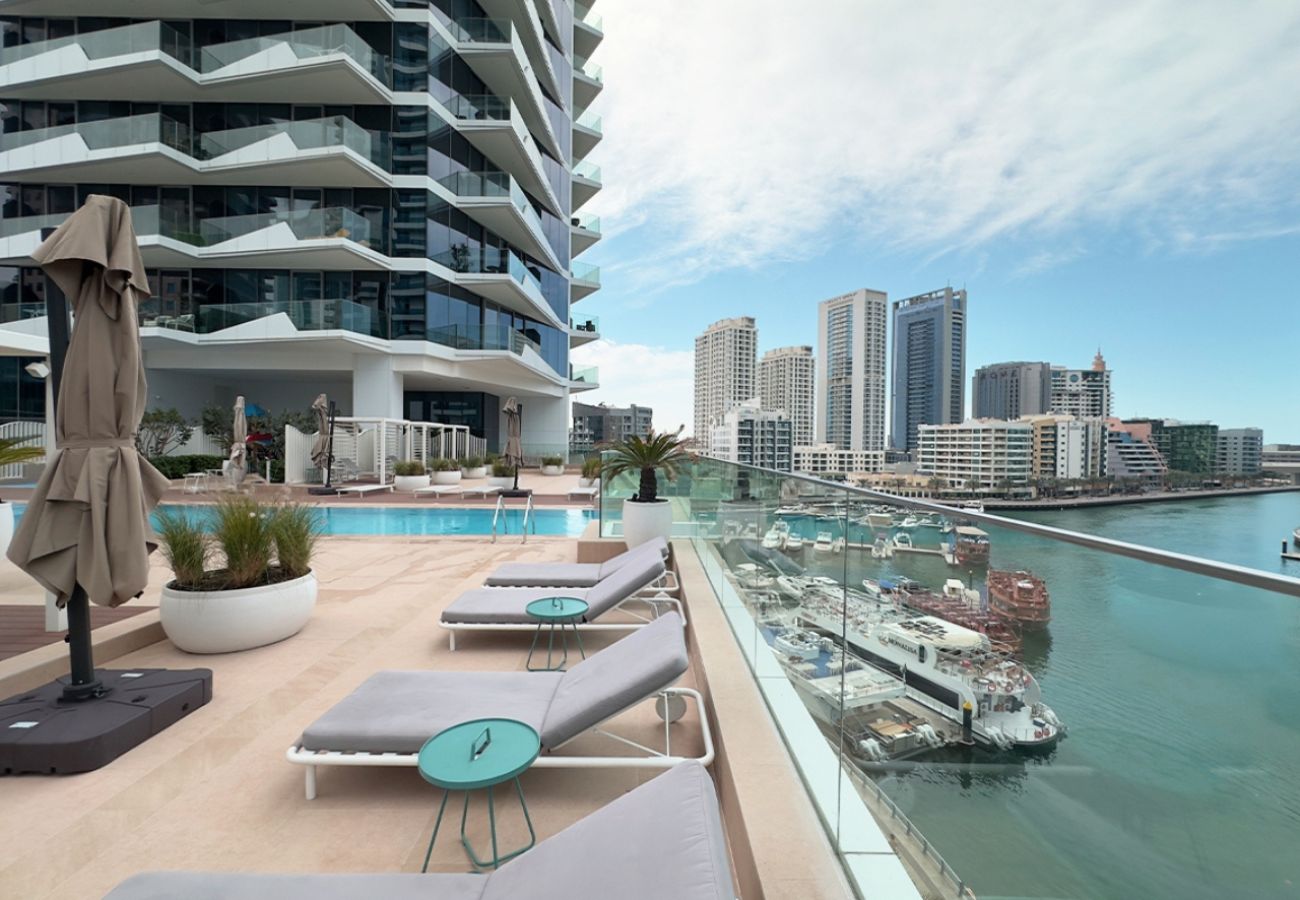 Apartment in Dubai - Harmonious 3BR in Stella Maris, Sea View,Marina