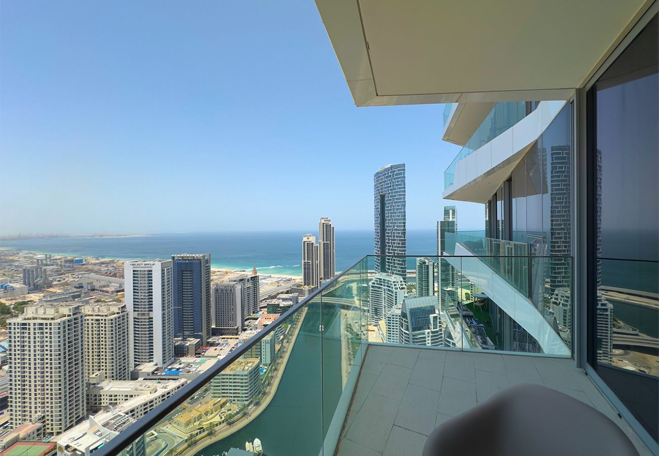 Apartment in Dubai - Harmonious 3BR in Stella Maris, Sea View,Marina