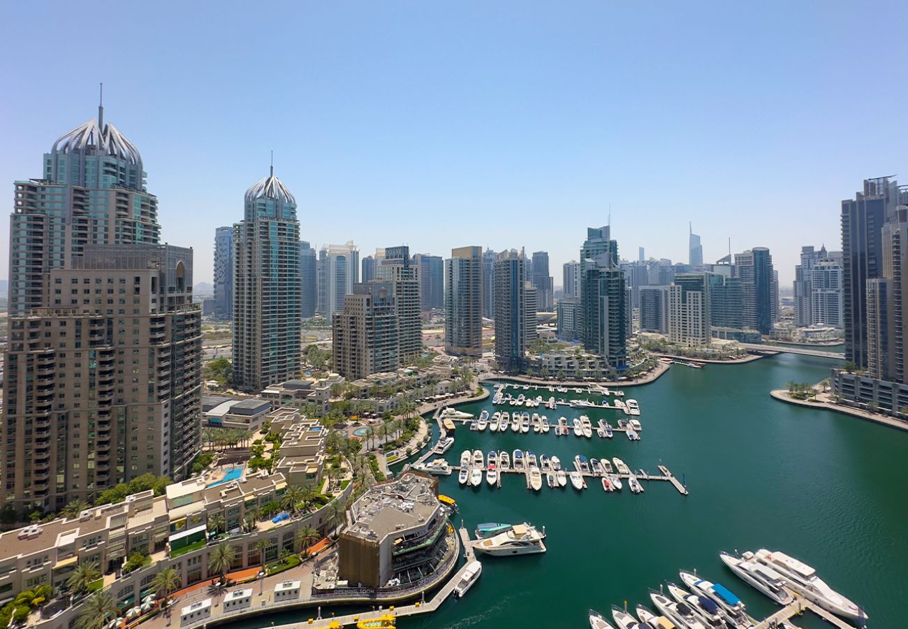 Apartment in Dubai - Phenomenal 1BR in Marina Gate 2,Full Marina View