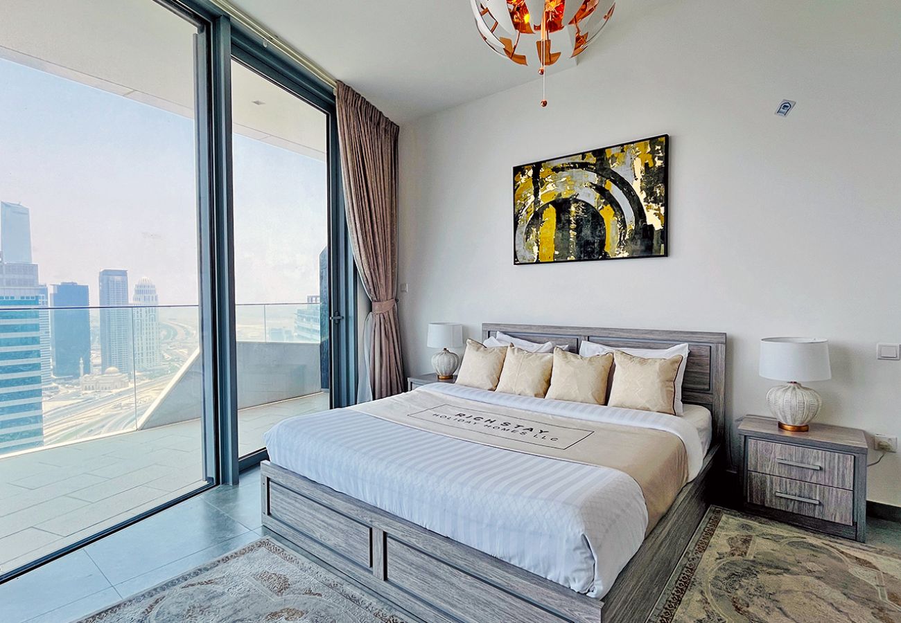 Apartment in Dubai - Elegant 2BR in Stella Maris, Marina City View