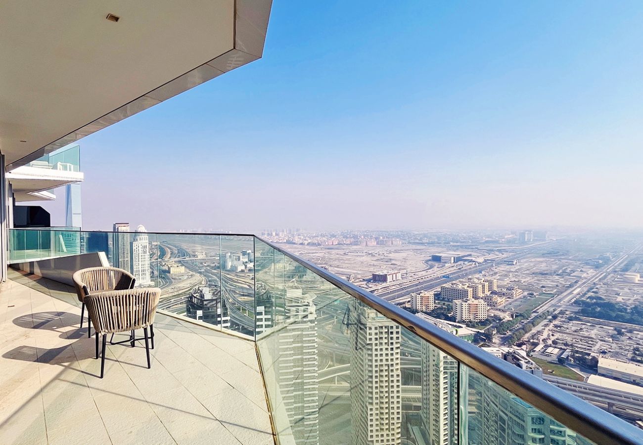 Apartment in Dubai - Splendid 3BR in Stella Maris,Sea View,Dubai Marina