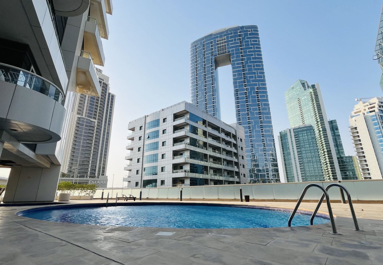 Apartment in Dubai - Canal View 2+Maid in KG Tower, Dubai Marina