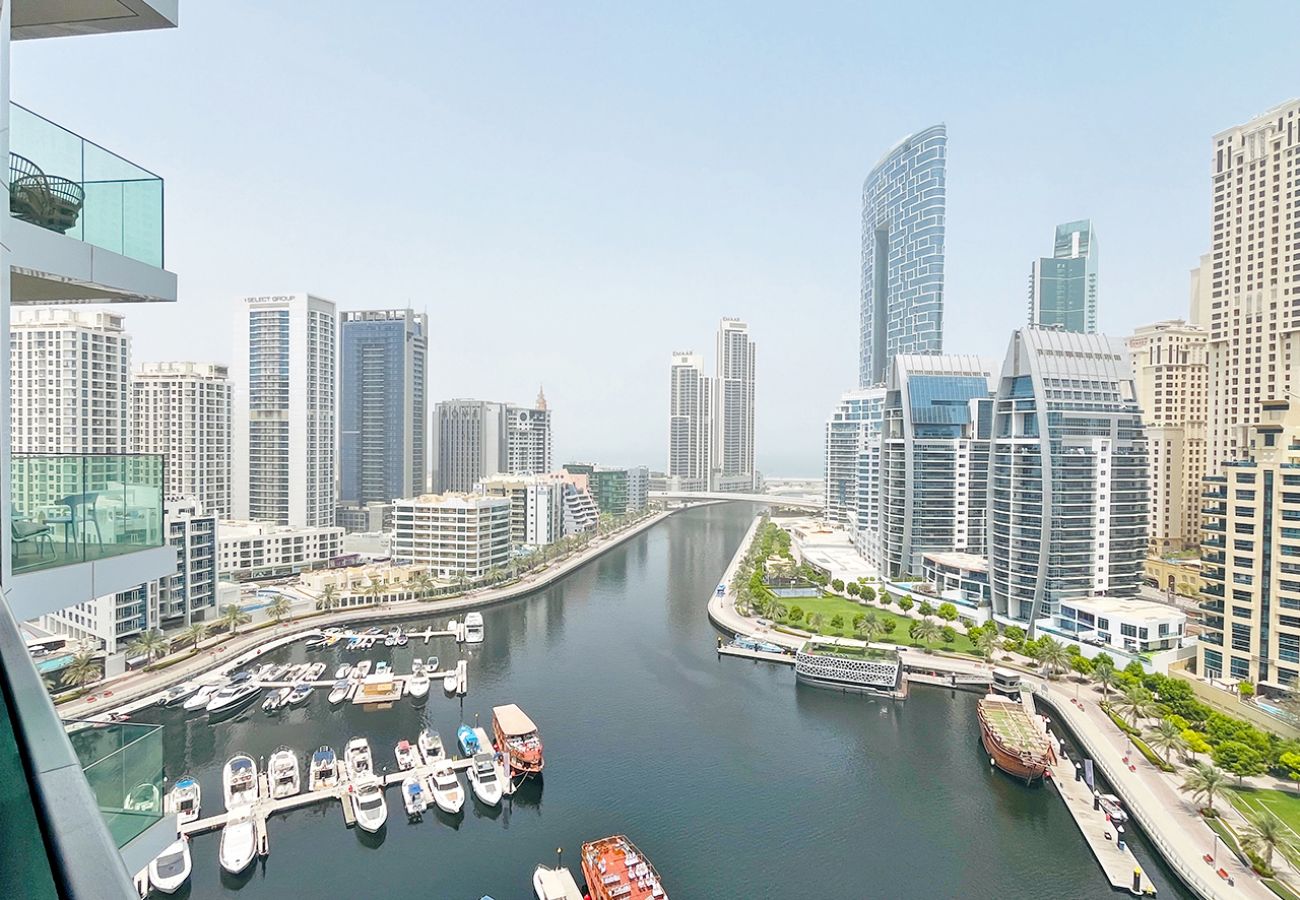 Apartment in Dubai - Exquisite 1BR in Stella Maris, Marina & Sea View