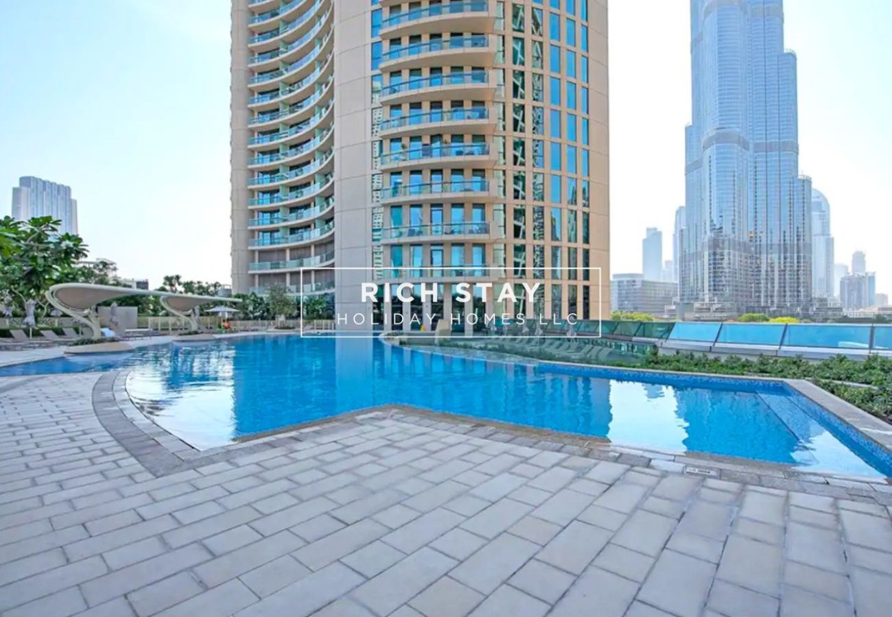 Apartment in Dubai -  Superb 1BR at Burj Vista, Downtown Dubai