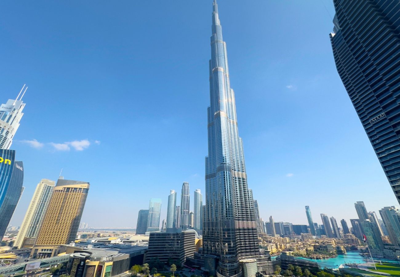 Apartment in Dubai -  Superb 1BR at Burj Vista, Downtown Dubai