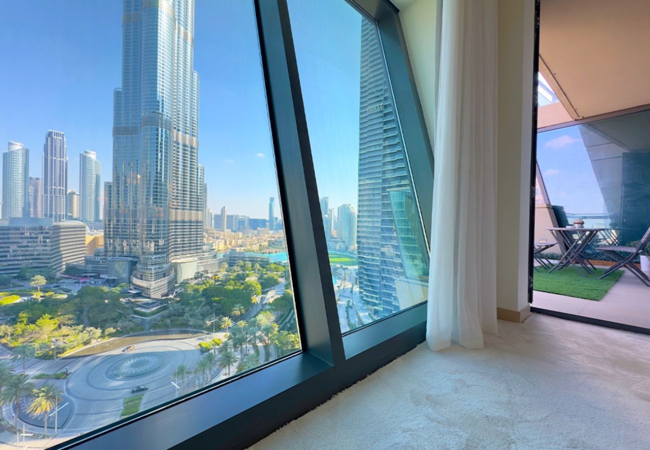 Apartment in Dubai - 1BR at Burj Vista, Direct access to Dubai mall