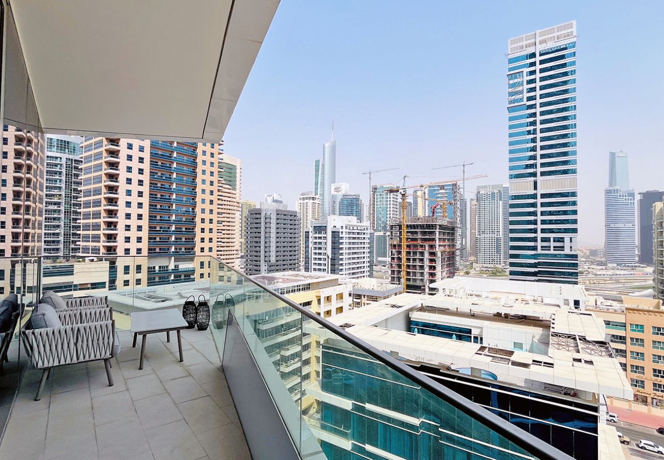 Apartment in Dubai - Marvelous 2BR in Stella Maris, City View, Marina