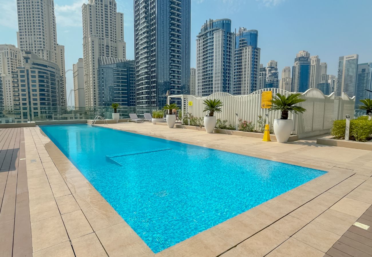 Apartment in Dubai -  Full Seaview 2BR in Stella Maris, Dubai Marina
