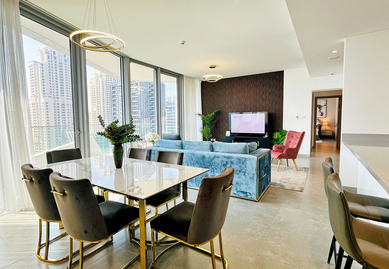 Apartment in Dubai -  Full Seaview 2BR in Stella Maris, Dubai Marina