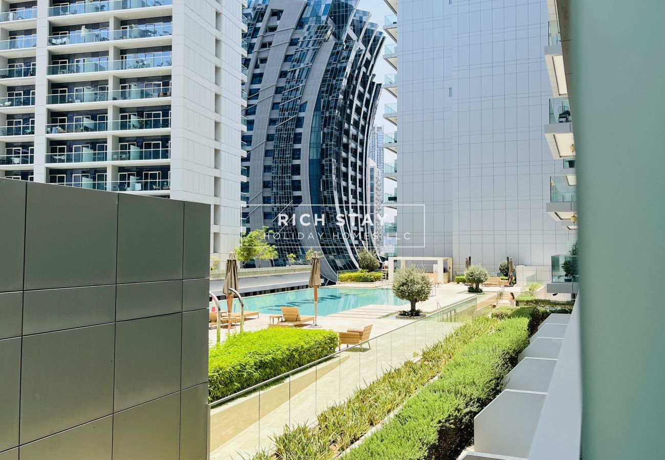 Apartment in Dubai - Cozy Studio in Damac Majestine, Business Bay