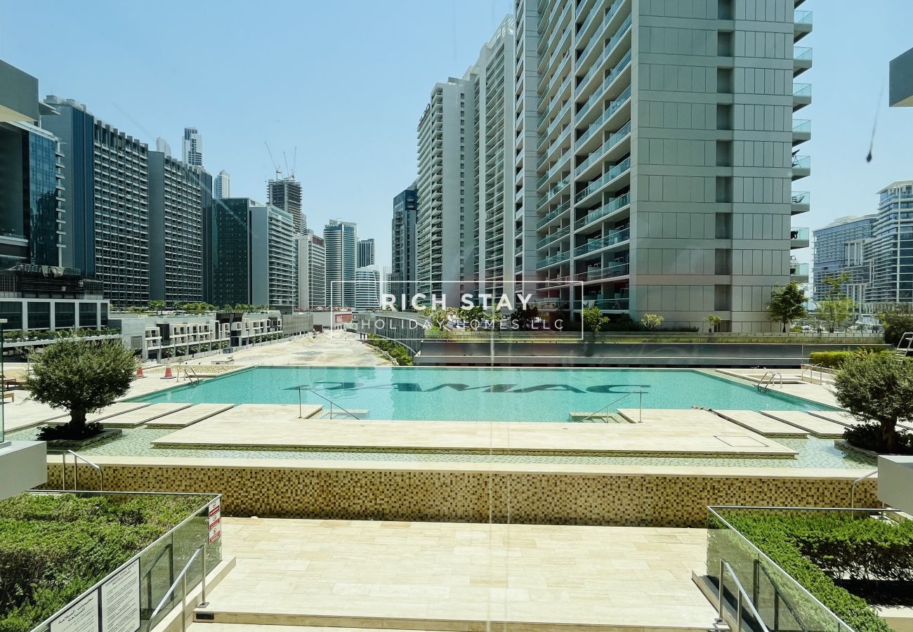 Apartment in Dubai - Cozy Studio in Damac Majestine, Business Bay