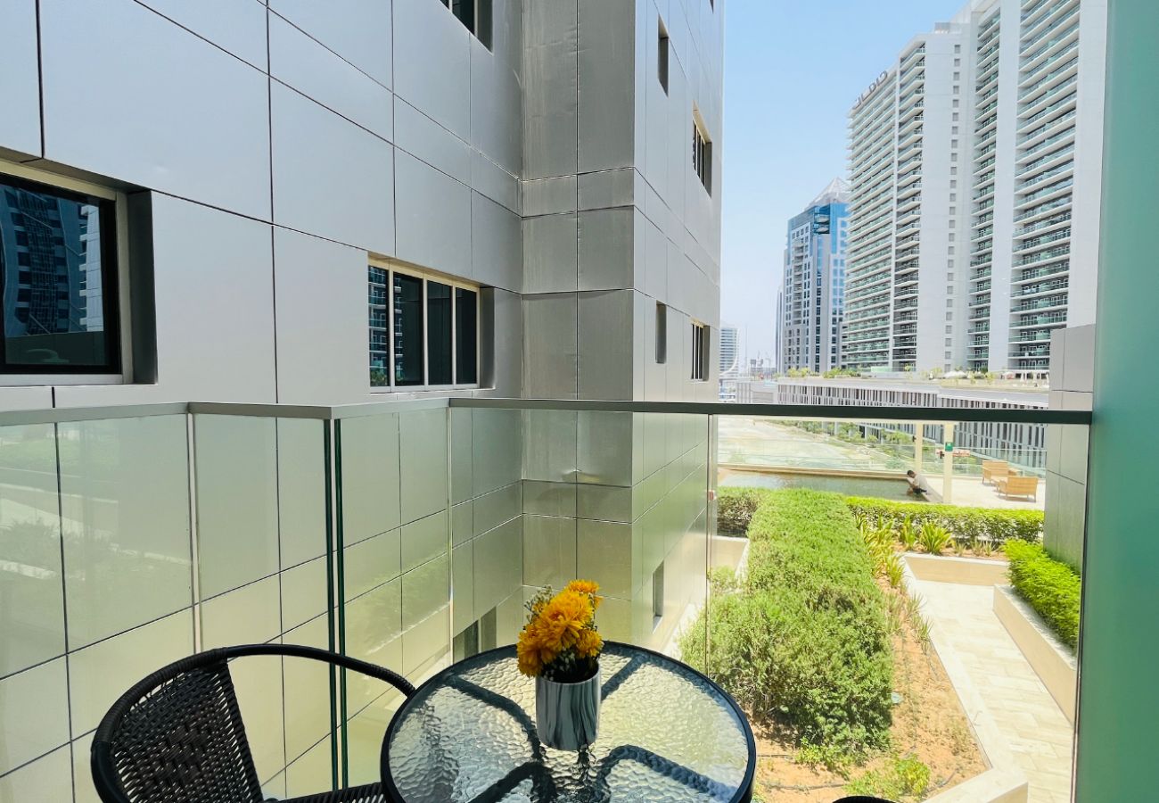 Apartment in Dubai - Cozy Studio in Damac Majestine, Business Bay