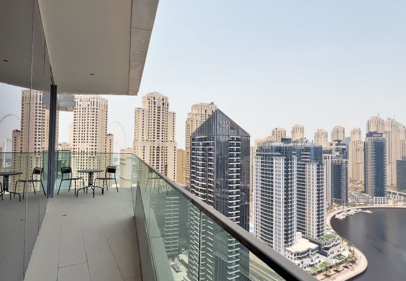 Apartment in Dubai - Gorgeous 2 Bedroom in Stella Maris ,Dubai Marina