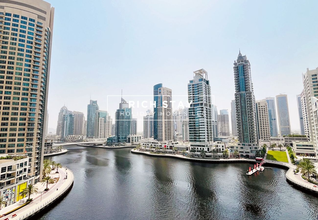 Apartment in Dubai - Glamorous 2BR in LIV Residences, Dubai Marina