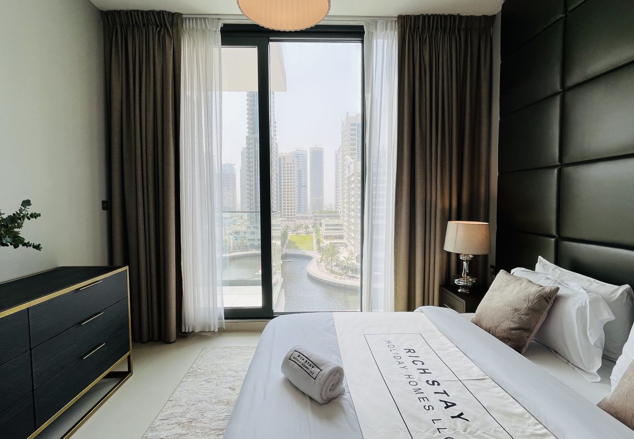 Apartment in Dubai - Glamorous 2BR in LIV Residences, Dubai Marina