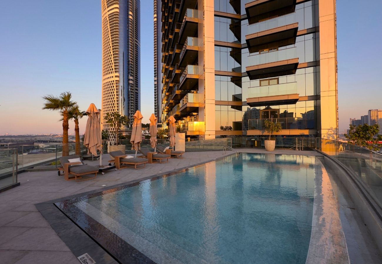 Apartment in Dubai - 2807-sleek 2 BR  in Nobles, Business Bay.